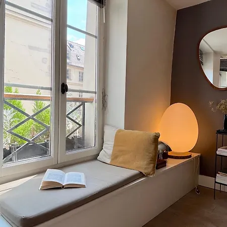 Apartment Charlot C Paris
